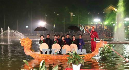 北宁省大力保护与弘扬官贺民歌价值 ảnh 1 北宁省大力保护与弘扬官贺民歌价值 ảnh 1