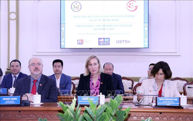 胡志明市与美国合作伙伴促进智慧城市建设的合作 ảnh 2
