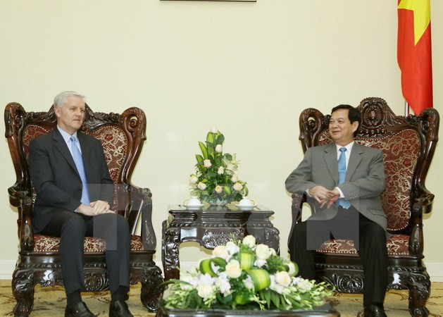 阮晋勇总理会见亚洲开发银行新任驻越首席代表 ảnh 1