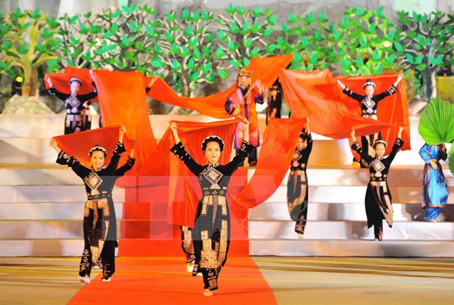 第五届全国岱傣侬三族天曲和天琴艺术节圆满落幕 ảnh 1 第五届全国岱傣侬三族天曲和天琴艺术节圆满落幕 ảnh 1