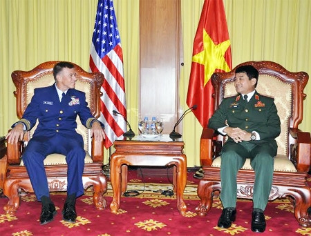 越南人民军副总参谋长武文俊会见美国海岸警卫队司令 ảnh 1 越南人民军副总参谋长武文俊会见美国海岸警卫队司令 ảnh 1