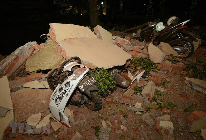 印尼西努沙登加拉省龙目岛地震后的惨状（组图） ảnh 6