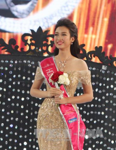 2016年越南小姐选美大赛总决赛:杜美玲佳丽摘得桂冠 ảnh 3 2016年越南小姐选美大赛总决赛:杜美玲佳丽摘得桂冠 ảnh 3