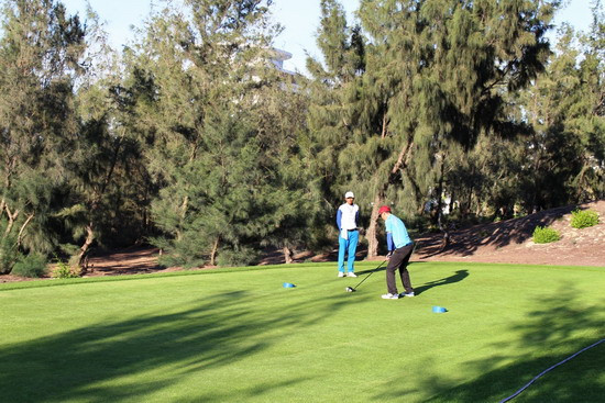 逾800名选手参加2016年FLC高尔夫球锦标赛 ảnh 2 逾800名选手参加2016年FLC高尔夫球锦标赛 ảnh 2