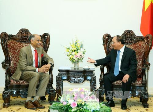 越南政府总理阮春福会见印度驻越大使帕尔瓦塔纳尼·哈里什 ảnh 1 越南政府总理阮春福会见印度驻越大使帕尔瓦塔纳尼·哈里什 ảnh 1