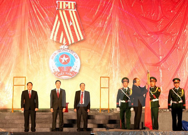 阮春福总理:广南省三圻市需塑造现代文明清洁的城市形象 ảnh 1 阮春福总理:广南省三圻市需塑造现代文明清洁的城市形象 ảnh 1