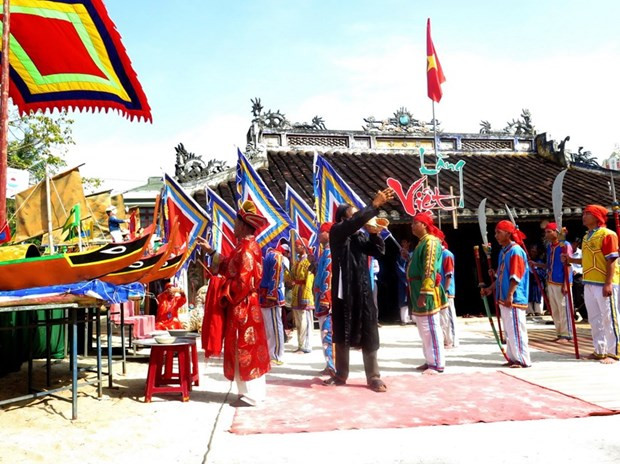 广义省李山岛县举行“黄沙兵替身祭礼”仪式 ảnh 1 广义省李山岛县举行“黄沙兵替身祭礼”仪式 ảnh 1