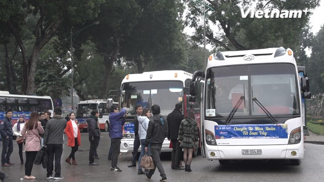 “春节班车”送学生回家家乡过年 ảnh 1 “春节班车”送学生回家家乡过年 ảnh 1