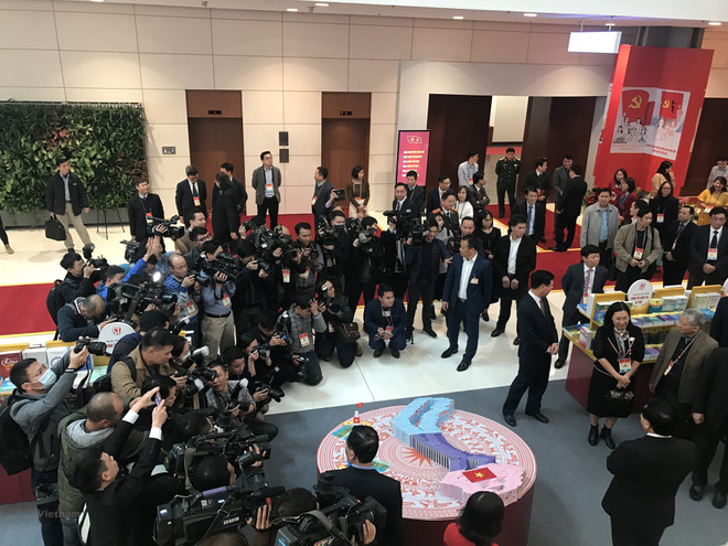200多家新闻单位的记者直接参加报道越共十三大 ảnh 1 200多家新闻单位的记者直接参加报道越共十三大 ảnh 1