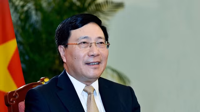 革新35年中的对外工作烙印：与民族并肩同行 为祖国效力 为人民服务 ảnh 1