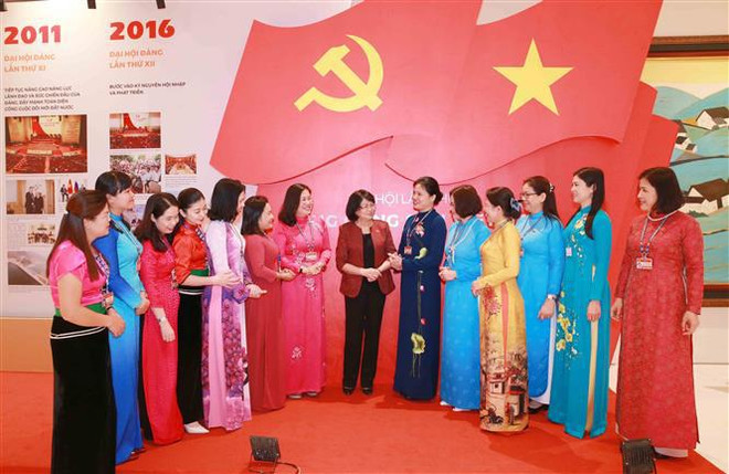 越共十三大:为妇女对国家的发展事业做出贡献创造便利条件 ảnh 1 越共十三大:为妇女对国家的发展事业做出贡献创造便利条件 ảnh 1