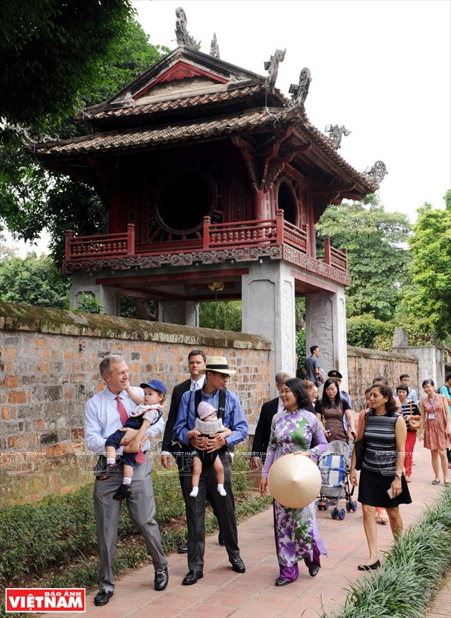 特德•奥修斯的越南缘 ảnh 3 特德•奥修斯的越南缘 ảnh 3