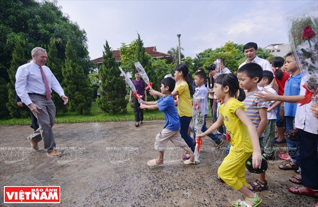 特德•奥修斯的越南缘 ảnh 4 特德•奥修斯的越南缘 ảnh 4