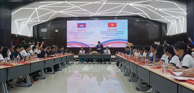 青年新闻工作者在加强越柬友谊关系中发挥着重要的作用 ảnh 1 青年新闻工作者在加强越柬友谊关系中发挥着重要的作用 ảnh 1