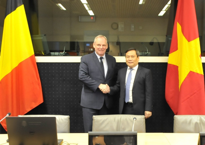 越比密切配合全面深化经贸合作关系 ảnh 1 越比密切配合全面深化经贸合作关系 ảnh 1