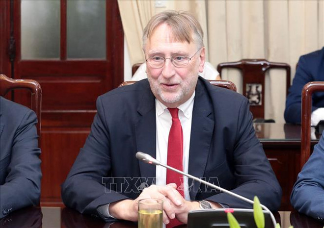 欧洲议会国际贸易委员会主席:越南为解除欧委会黄牌警告作出不懈的努力 ảnh 2 欧洲议会国际贸易委员会主席:越南为解除欧委会黄牌警告作出不懈的努力 ảnh 2
