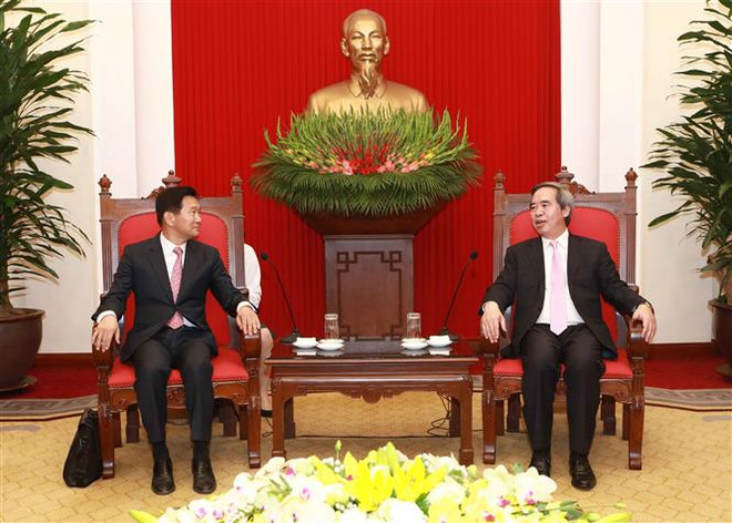 中央经济部部长阮文平会见国际金融公司首席运营官 ảnh 2