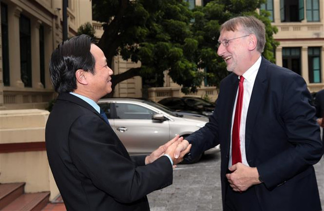 越南劳动荣军与社会部部长会见欧洲议会国际贸易委员会主席 ảnh 1 越南劳动荣军与社会部部长会见欧洲议会国际贸易委员会主席 ảnh 1