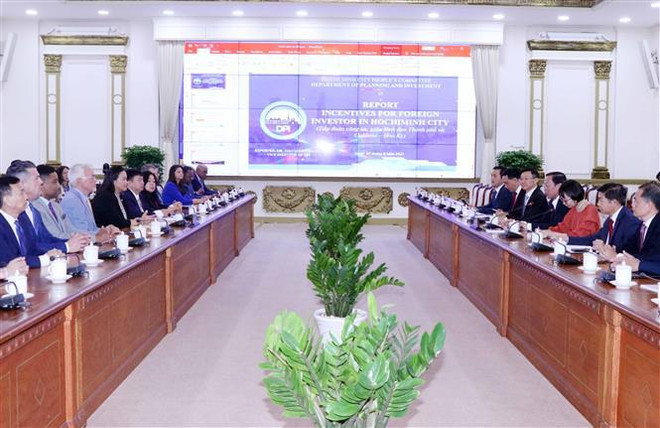 胡志明市促进与美国奥克兰市的合作 ảnh 2 胡志明市促进与美国奥克兰市的合作 ảnh 2