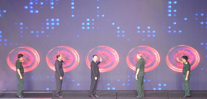 关爱橙剂受害者行动月正式启动 ảnh 1