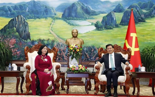 越南共产党高级代表团对老挝进行工作访问 ảnh 1 越南共产党高级代表团对老挝进行工作访问 ảnh 1
