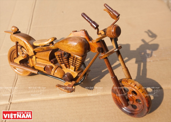 独一无二的废木工艺品 ảnh 5 独一无二的废木工艺品 ảnh 5