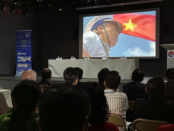 旅外越侨举行心系长沙群岛活动 支持国家捍卫海岛主权事业 ảnh 1 旅外越侨举行心系长沙群岛活动 支持国家捍卫海岛主权事业 ảnh 1