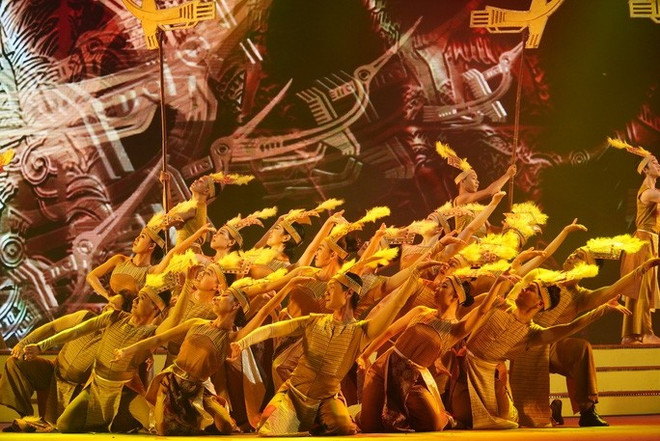 建设和发展新时期文学艺术 ảnh 1 建设和发展新时期文学艺术 ảnh 1