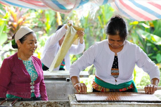 芒族人努力维护楮纸制造业 ảnh 1 芒族人努力维护楮纸制造业 ảnh 1