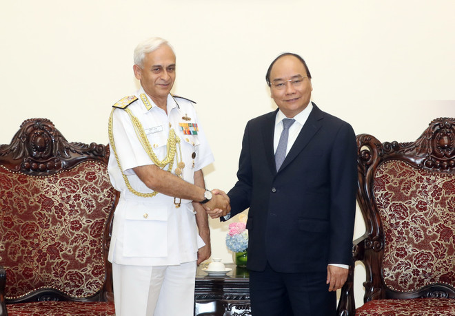 政府总理阮春福会见印度参谋长委员会主席 ảnh 1 政府总理阮春福会见印度参谋长委员会主席 ảnh 1