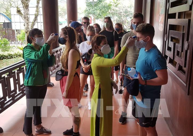 旅游从业人员加强疫情防控工作中的安全保障 ảnh 1 旅游从业人员加强疫情防控工作中的安全保障 ảnh 1