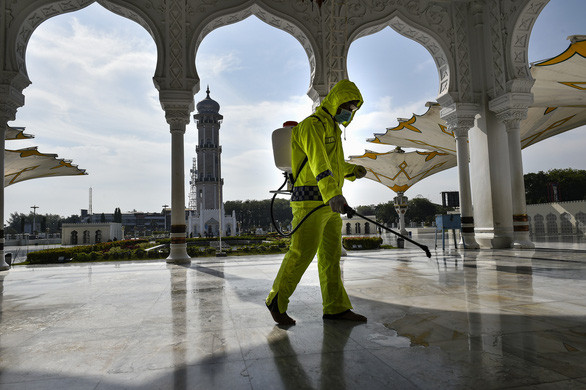 新冠肺炎疫情:印尼总统宣布国家进入卫生紧急状态 ảnh 1 新冠肺炎疫情:印尼总统宣布国家进入卫生紧急状态 ảnh 1