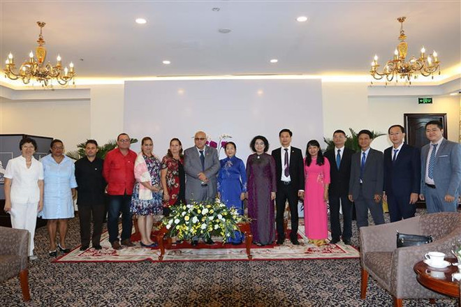 胡志明市市委副书记武氏蓉会见古巴革命保护委员会主席 ảnh 2 胡志明市市委副书记武氏蓉会见古巴革命保护委员会主席 ảnh 2