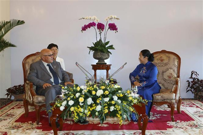 胡志明市市委副书记武氏蓉会见古巴革命保护委员会主席 ảnh 1 胡志明市市委副书记武氏蓉会见古巴革命保护委员会主席 ảnh 1