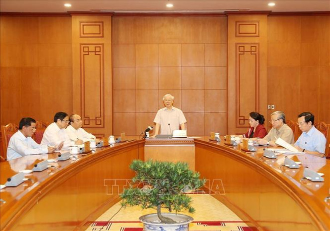 越共中央总书记、国家主席阮富仲主持越共十三大人事工作小组会议 ảnh 1 越共中央总书记、国家主席阮富仲主持越共十三大人事工作小组会议 ảnh 1