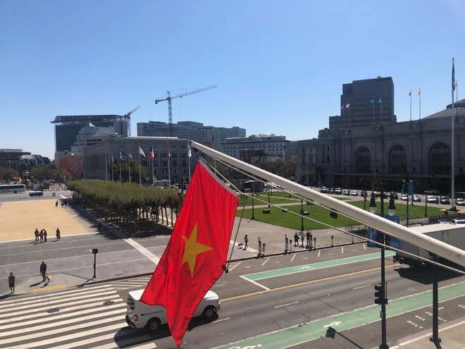 越南驻旧金山市总领事馆举行升旗仪式庆祝越南国庆74周年 ảnh 2