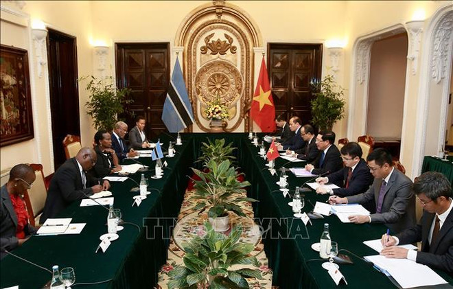 范平明副总理与博茨瓦纳外交事务与合作部部长尤妮蒂举行会谈 ảnh 2 范平明副总理与博茨瓦纳外交事务与合作部部长尤妮蒂举行会谈 ảnh 2