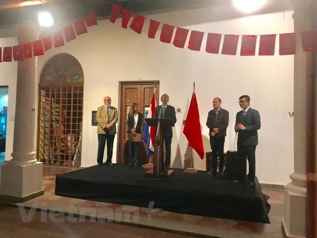 巴拉圭越南日活动亮相 庆祝越巴建交25周年 ảnh 1