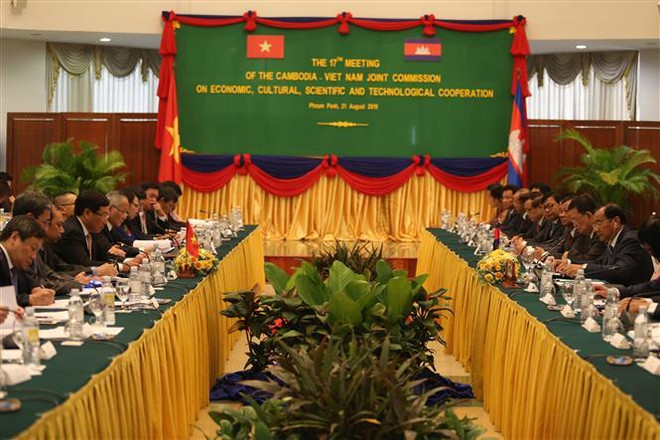 越南与柬埔寨签署全面合作协议 ảnh 2 越南与柬埔寨签署全面合作协议 ảnh 2