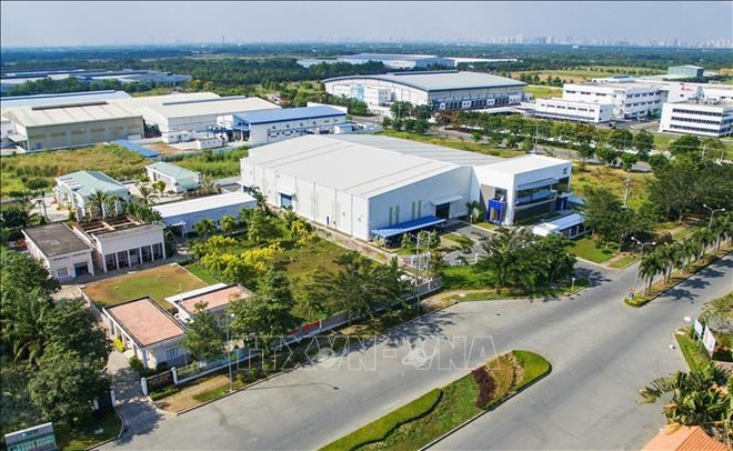 永隆省与中国台湾投资商进行在线对话 ảnh 1 永隆省与中国台湾投资商进行在线对话 ảnh 1