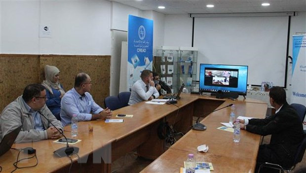 越南与阿尔及利亚经贸推介座谈会举行 ảnh 2 越南与阿尔及利亚经贸推介座谈会举行 ảnh 2