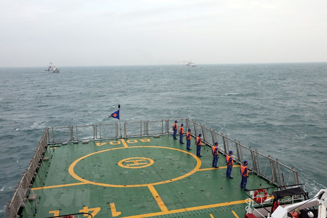 越中海警2021年第二次海上联合巡逻圆满结束 ảnh 3 越中海警2021年第二次海上联合巡逻圆满结束 ảnh 3