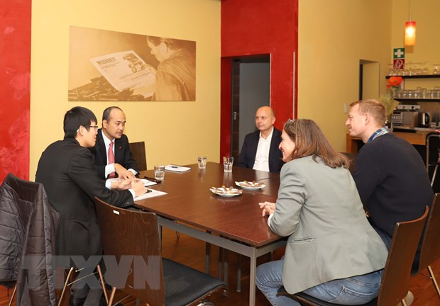 越南各地与奥地利各地加大合作力度 ảnh 1 越南各地与奥地利各地加大合作力度 ảnh 1