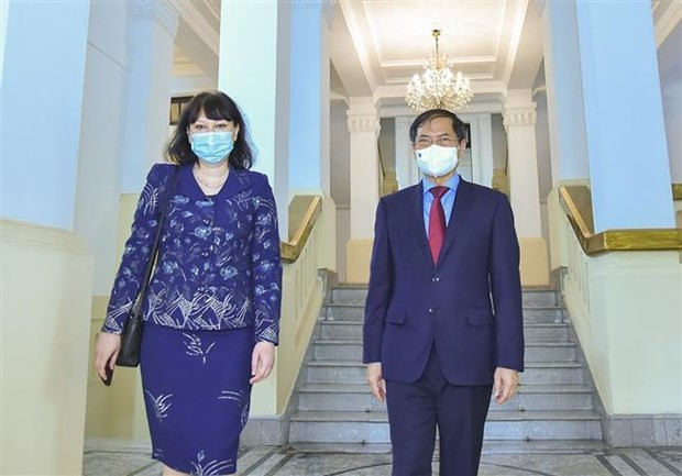 促进越南与罗马尼亚的友好合作关系 ảnh 1 促进越南与罗马尼亚的友好合作关系 ảnh 1