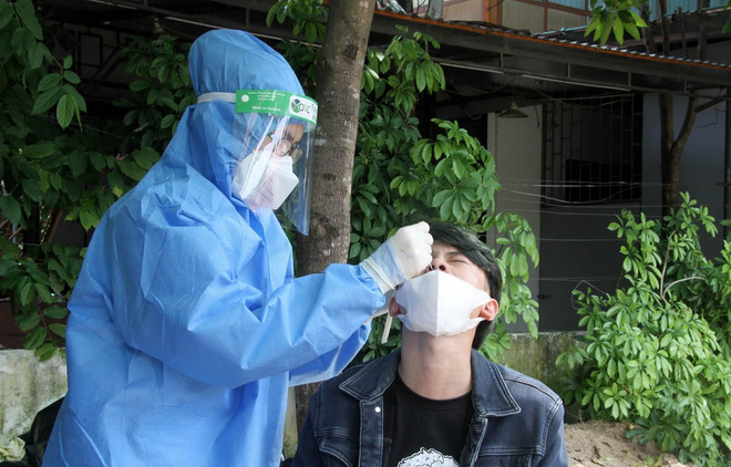 10月11日越南新增本土病例3617例 死亡病例115例 ảnh 1 10月11日越南新增本土病例3617例 死亡病例115例 ảnh 1