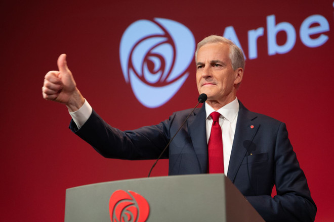 越南领导人向挪威新任总理致贺电 ảnh 1