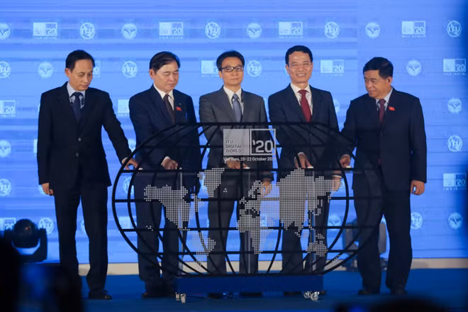 今晚将举行2021年数字世界会议和数字展 ảnh 1