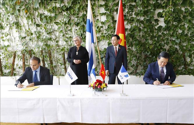 越南与芬兰国会主席见证VNPT与NOKIA合作协议的签字仪式 ảnh 1 越南与芬兰国会主席见证VNPT与NOKIA合作协议的签字仪式 ảnh 1