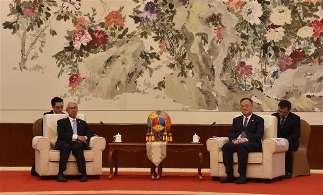 中国广西壮族自治区向越南捐赠80万剂新冠疫苗 ảnh 2