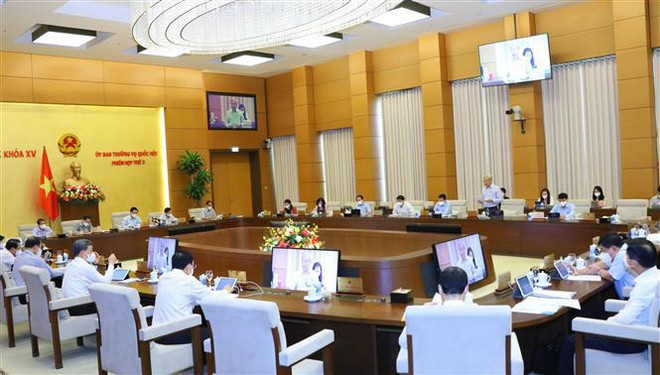 越南第十五届国会常委会第三次会议:为受疫情影响的企业和民众减免税收,助力克服困难 ảnh 2 越南第十五届国会常委会第三次会议:为受疫情影响的企业和民众减免税收,助力克服困难 ảnh 2